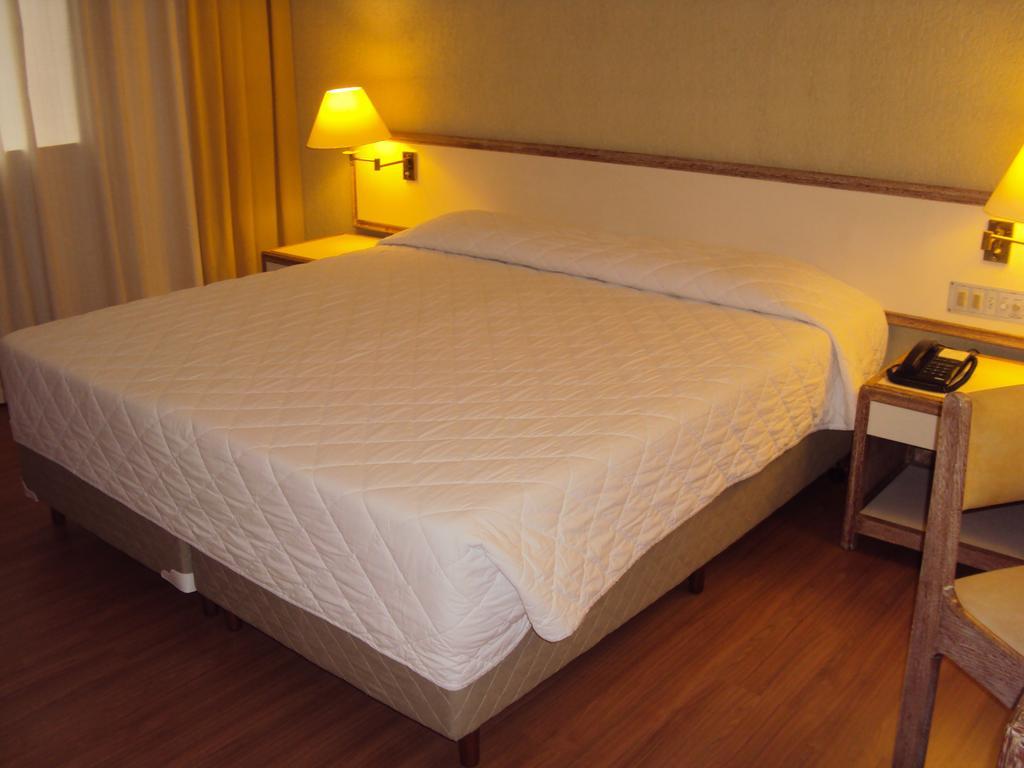 Duomo Park Hotel Curitiba Bagian luar foto
