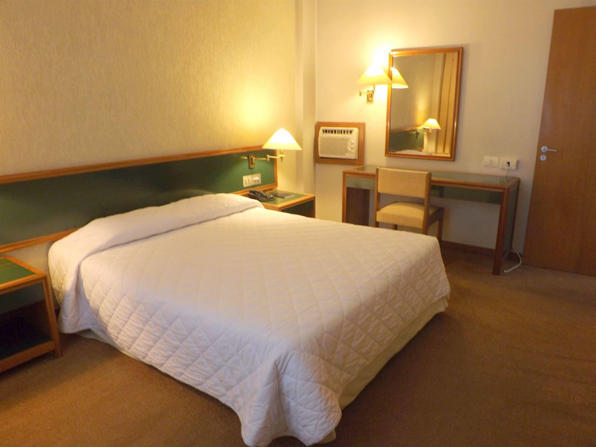 Duomo Park Hotel Curitiba Bagian luar foto